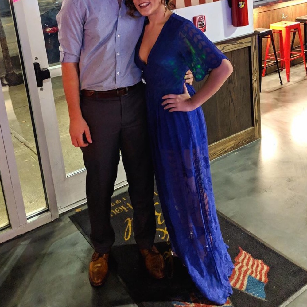 Dress - Picture 3 of 4
